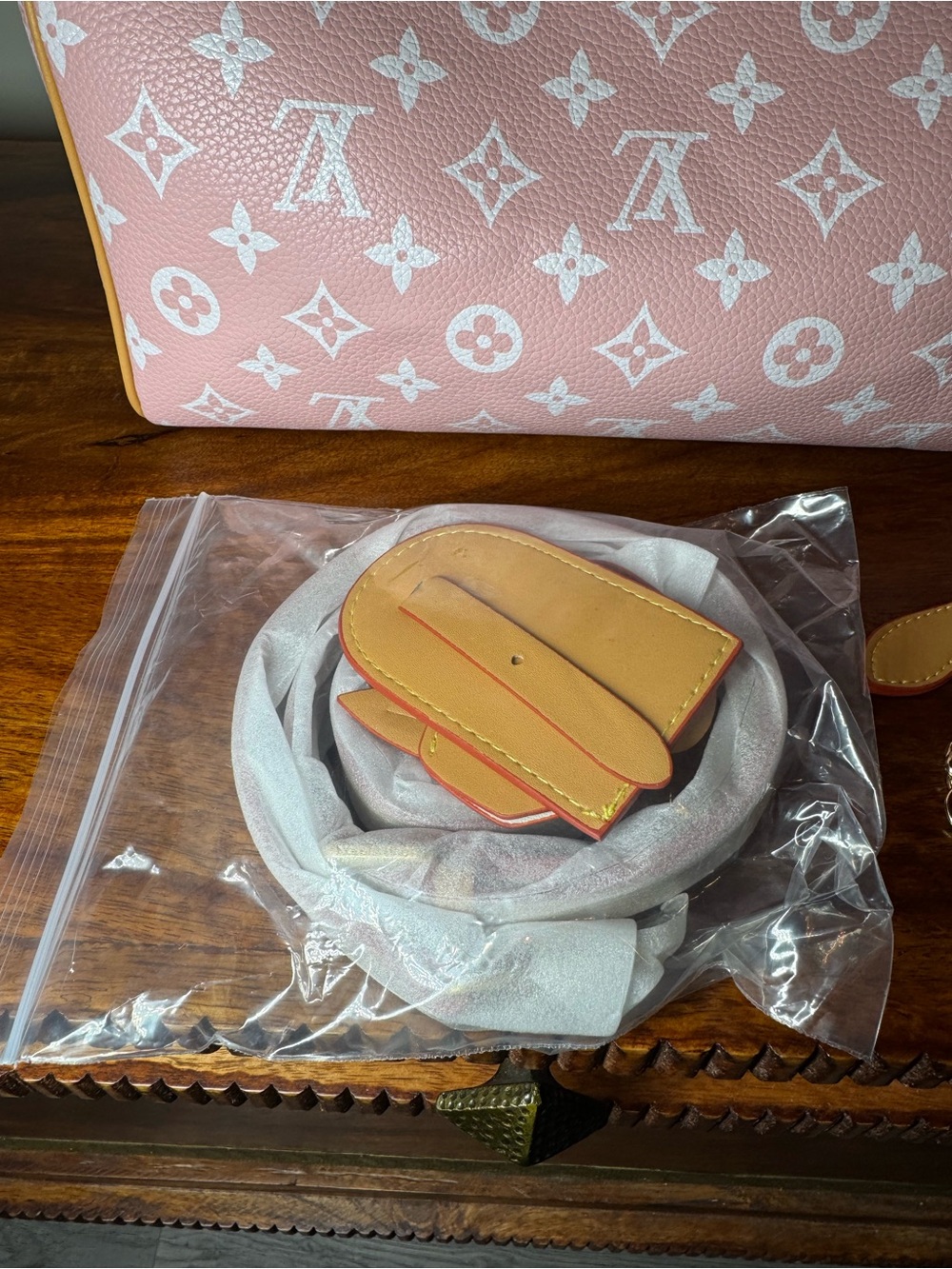 Pink Satchel with Tan Trims. No Brand. - Picture 6 of 10